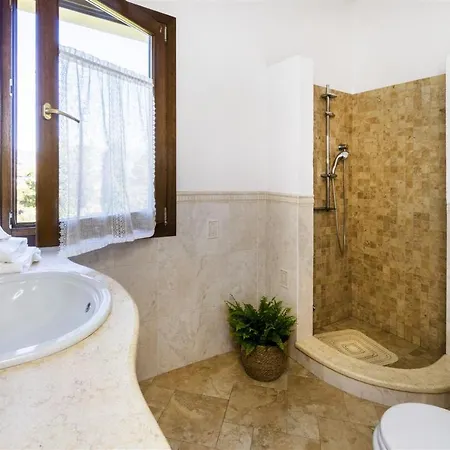 La Maison D'anna Maria - Lt - Pms Casevacanze ホームステイ *