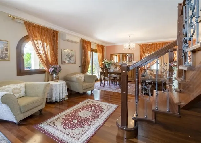 La Maison D'anna Maria - Lt - Pms Casevacanze Homestay